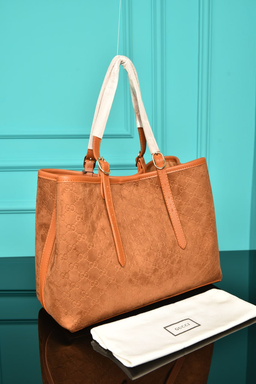 Sac fourre-tout moyen Emblem en daim
